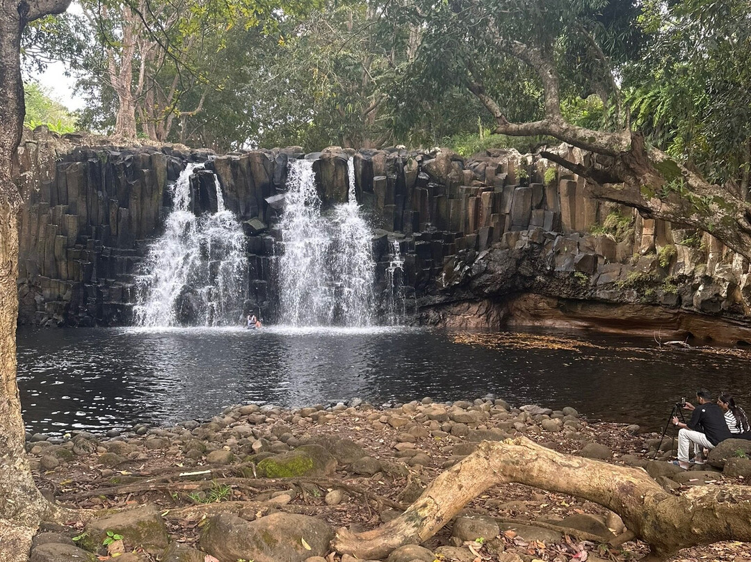 Rochester Falls-Souillac必去景点