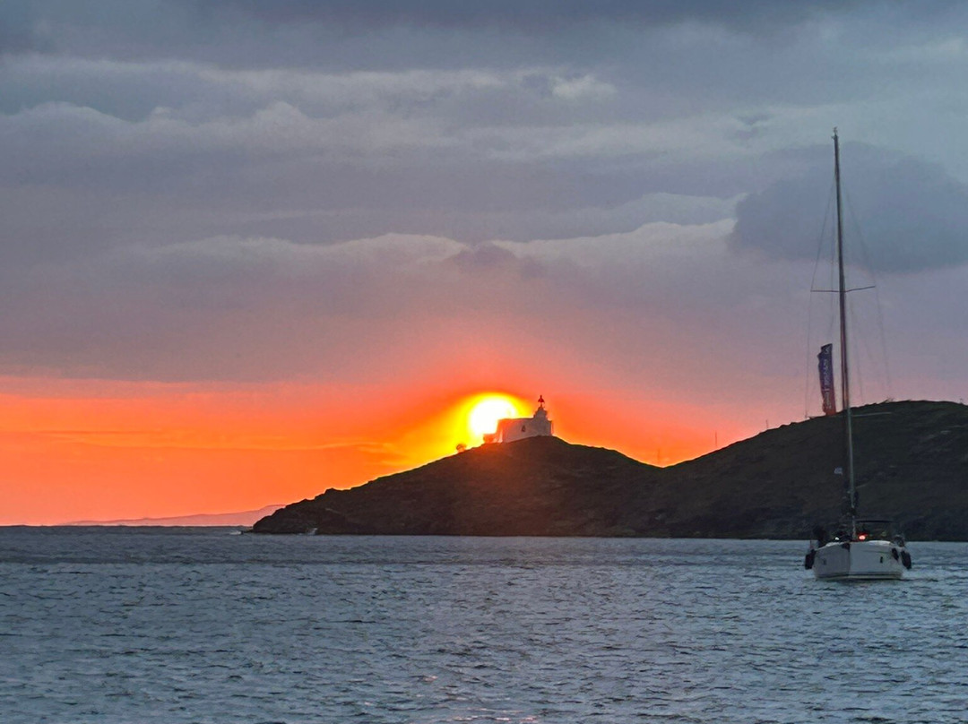Water Tribe Sailing Travel & Experience-米兰必去景点