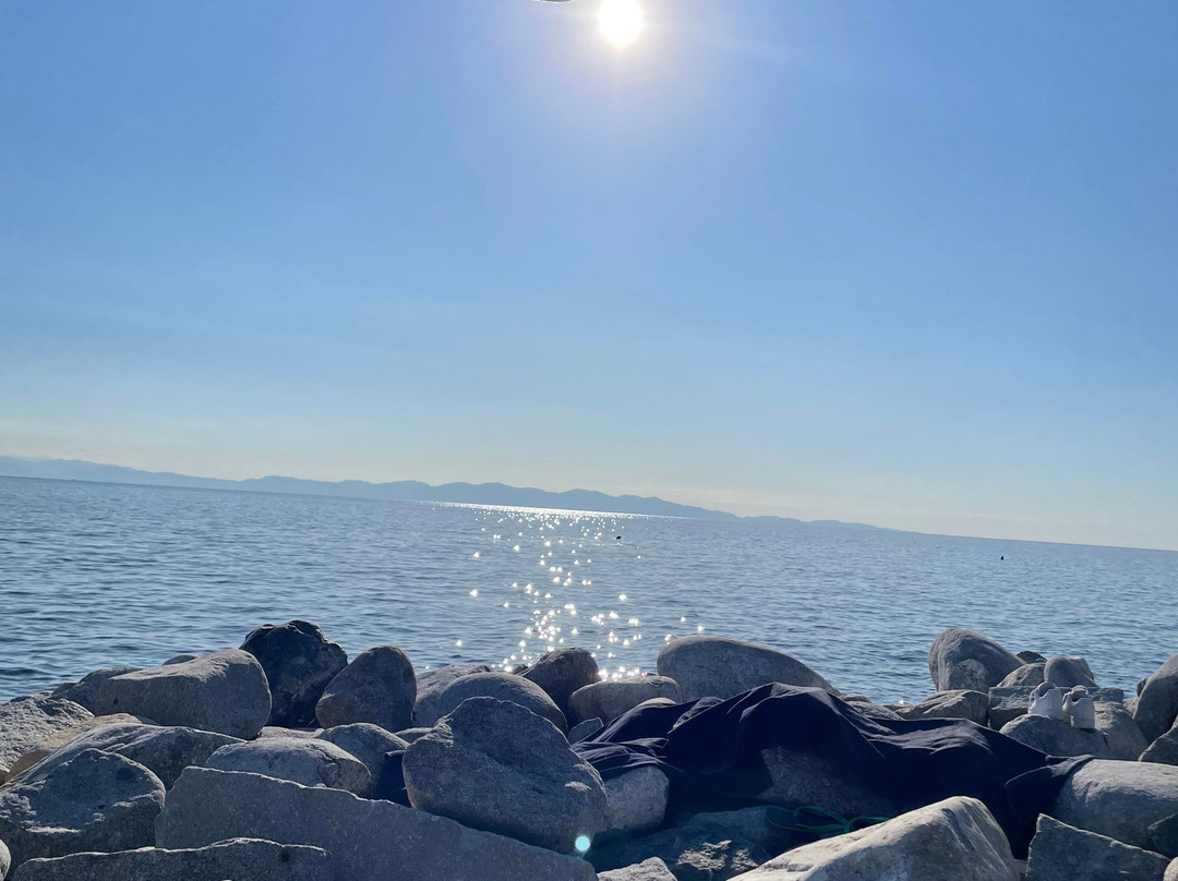 Costa Alessandro - Spiaggia del Relitto-Pomonte必去景点
