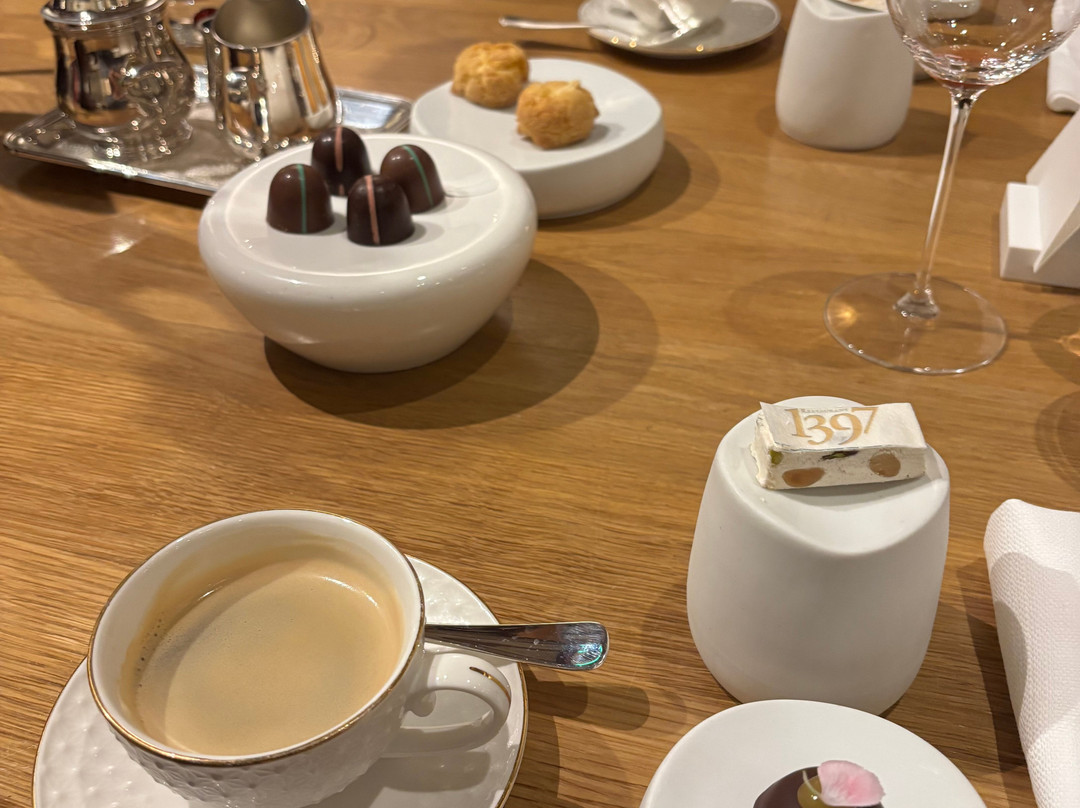 德拉科住宿大酒店主图
