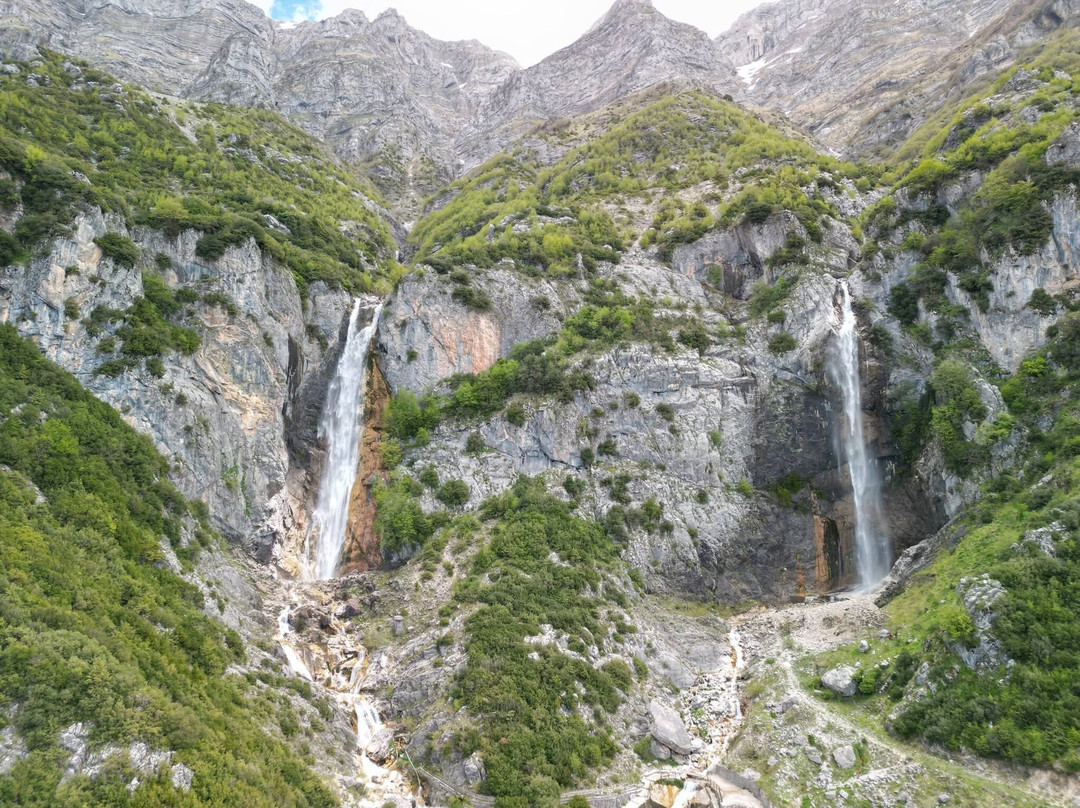 Theodoriana Waterfalls-Theodoriana必去景点
