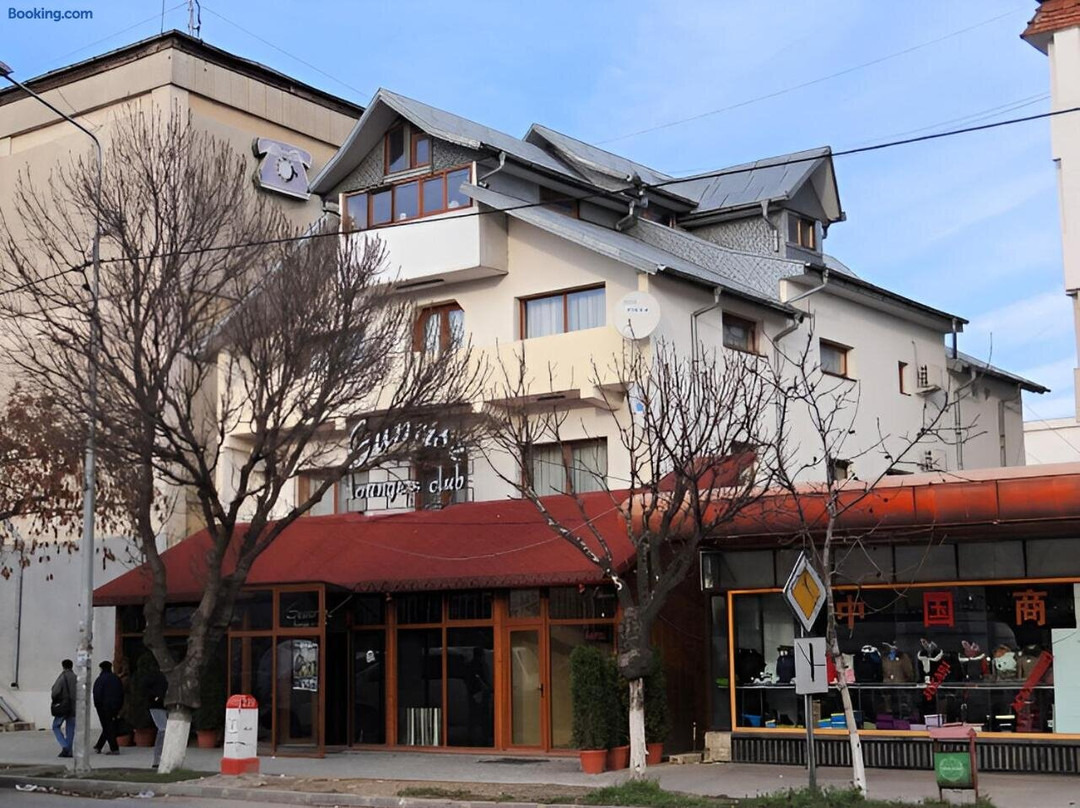 Sunrise Hotel
