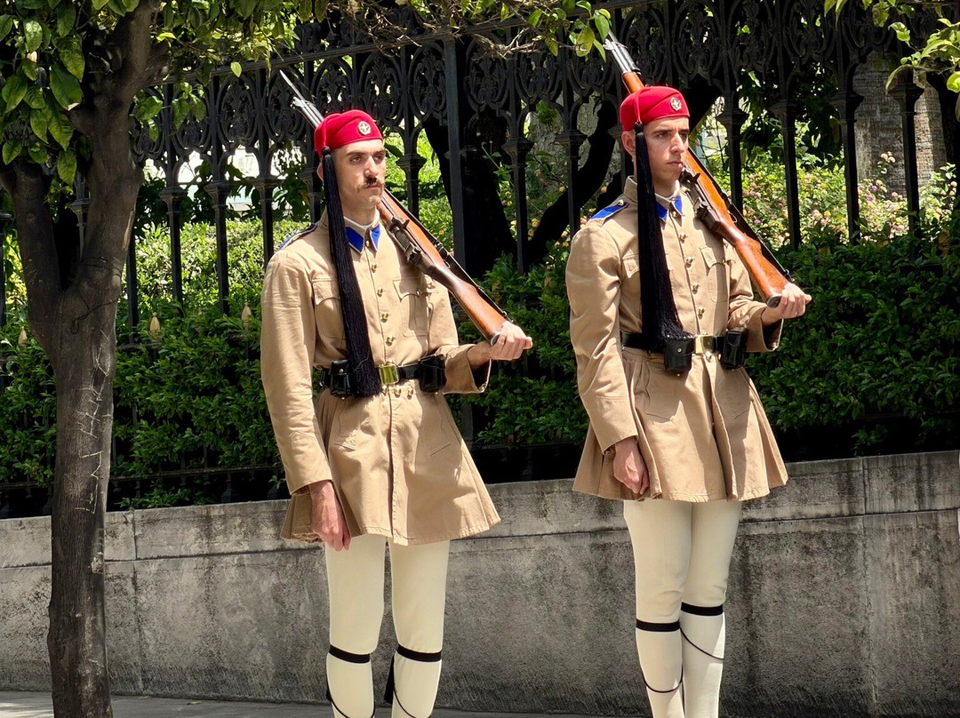 Changing of the Guard Ceremony-雅典必去景点