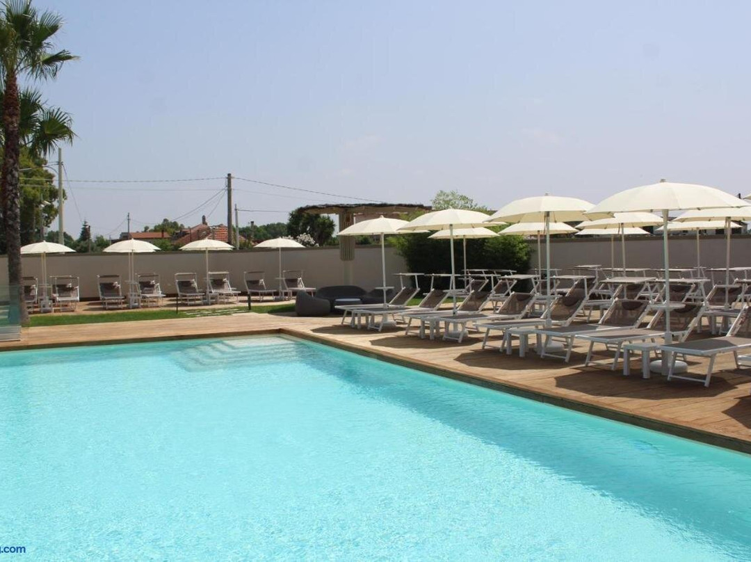 Neas Resort