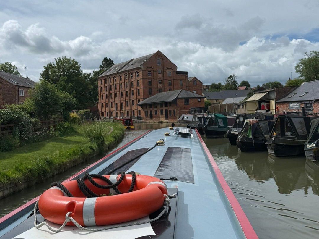 Grand Union Narrowboats-Weedon必去景点