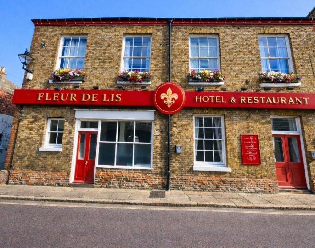 Fleur de Lis Hotel