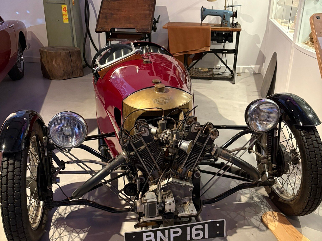 Morgan Motor Company-大莫尔文必去景点