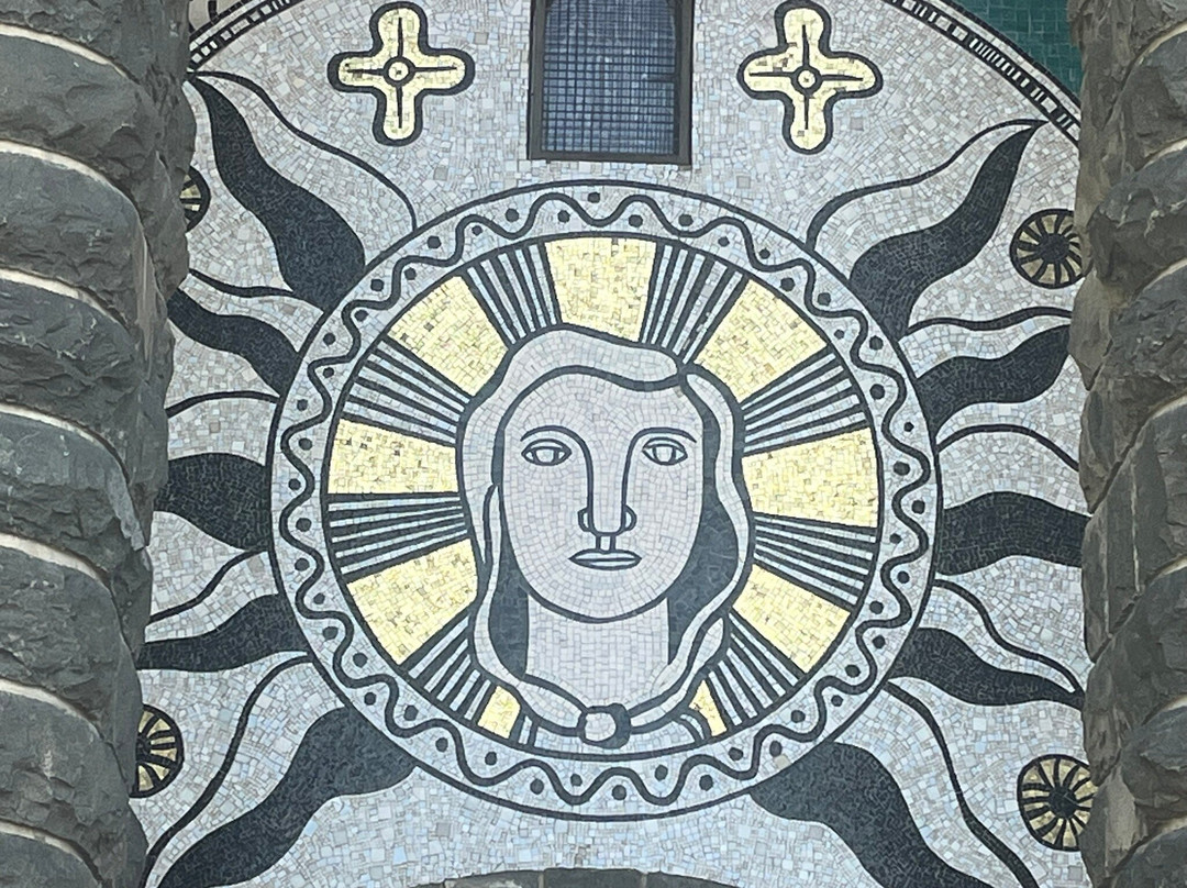 Église Notre-Dame-de-Toute-Grâce-帕西必去景点