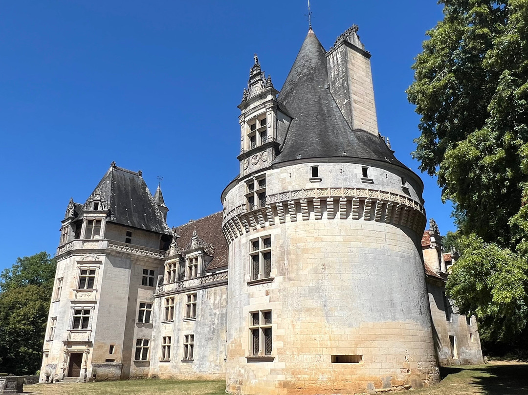 Chateau De Puyguilhem-Villars必去景点