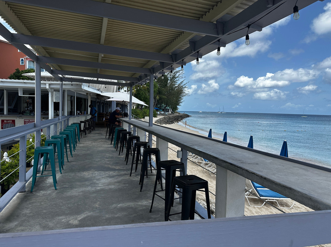 热带日落海滩公寓式酒店主图