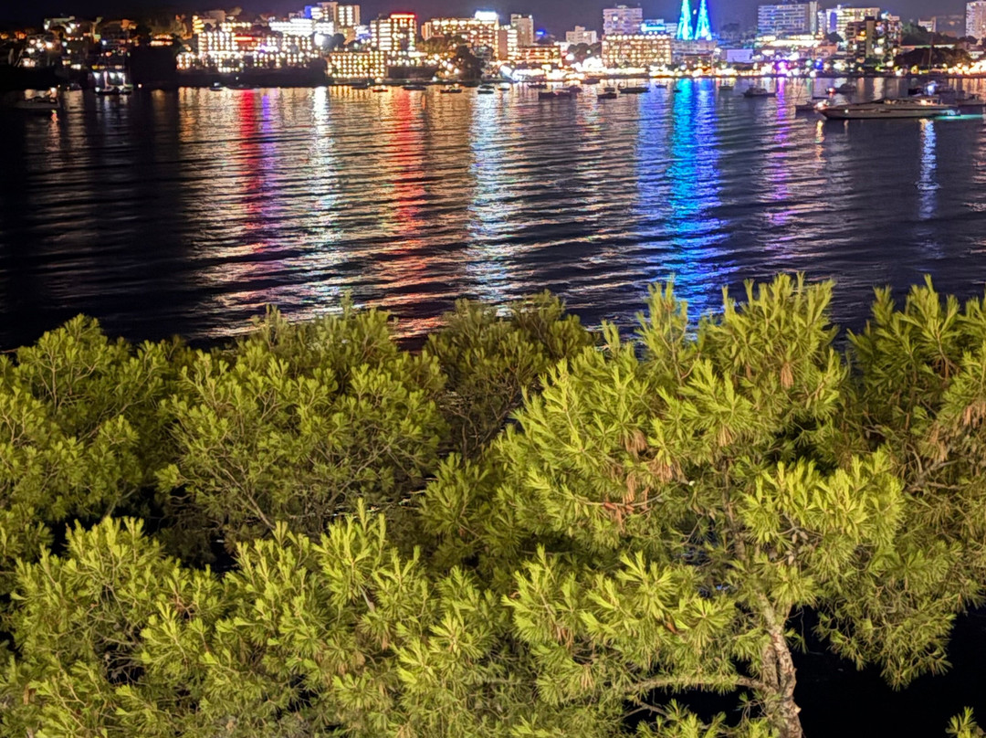 蓬特马尔公寓式旅馆主图
