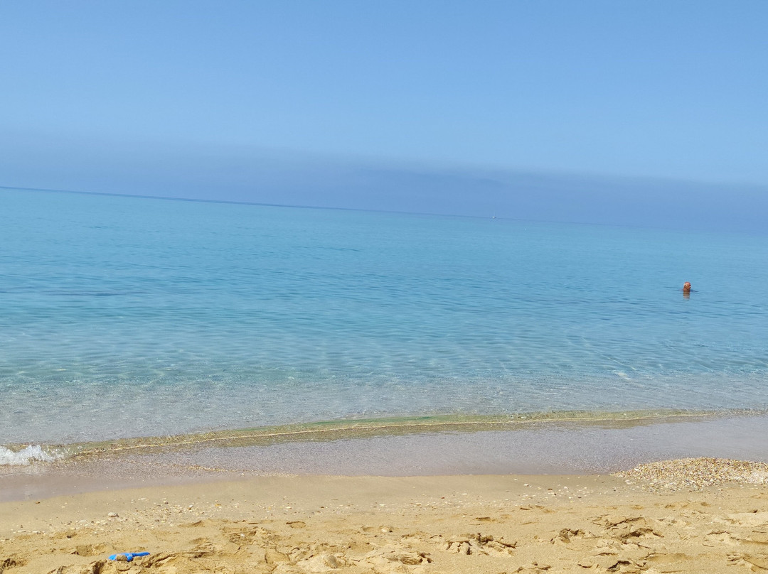 Loutsa Beach-Loutsa必去景点