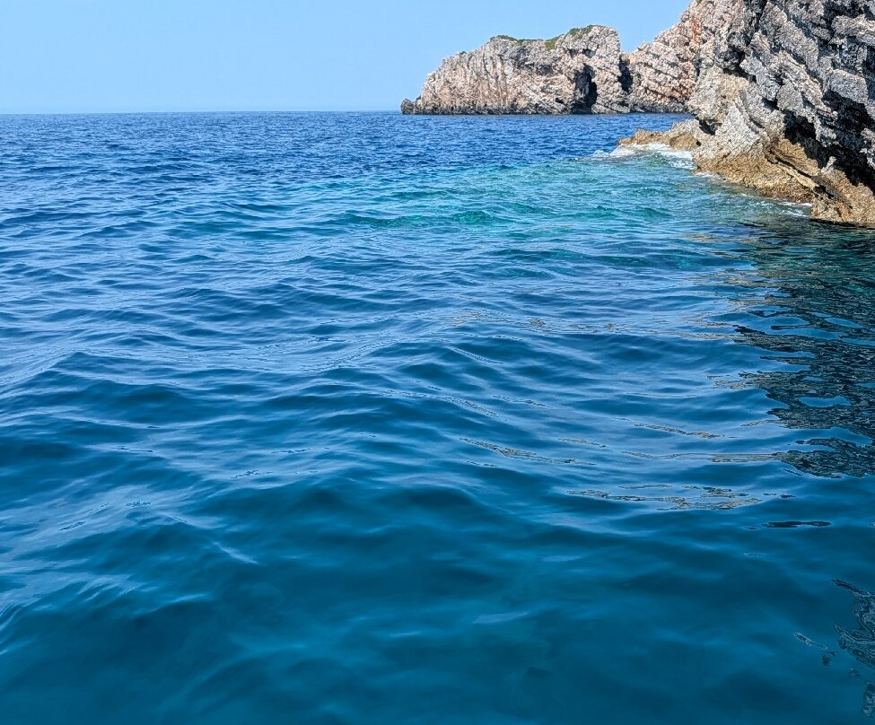 Triton Marine Tours-Paleokastritsa必去景点
