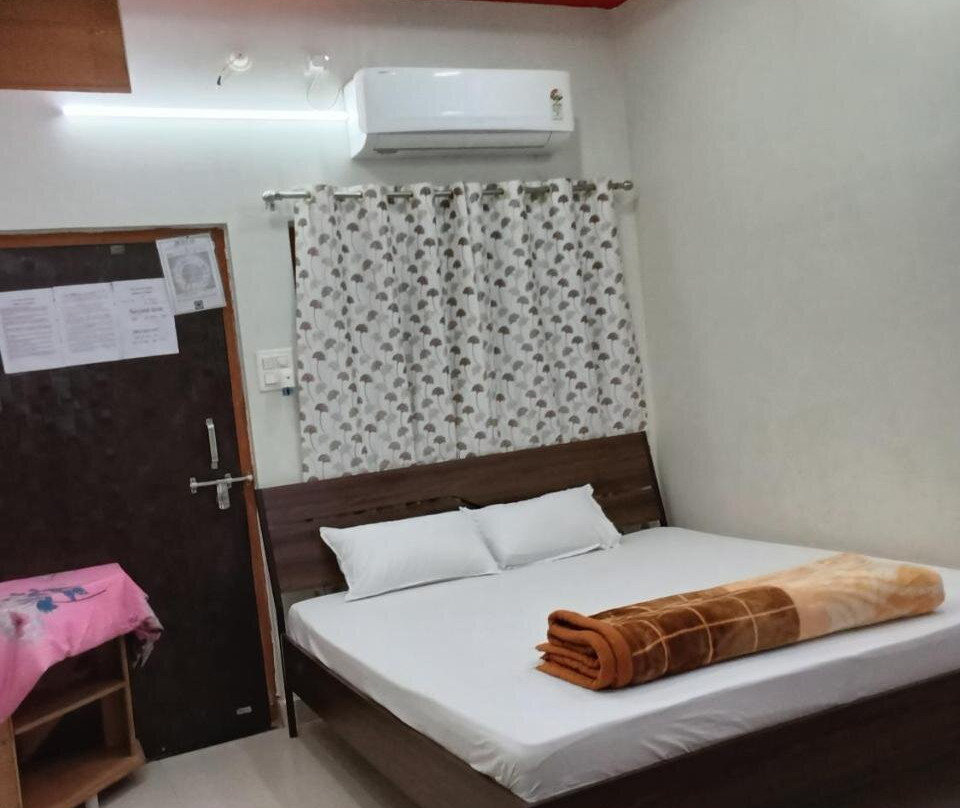 tHE AARYAN VATIKA HOMESTAY MAIHAR