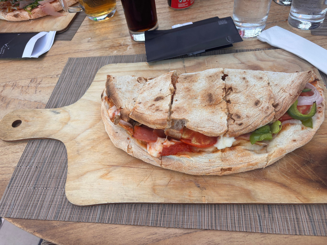 Pesto Pizza & Pasta Restaurant