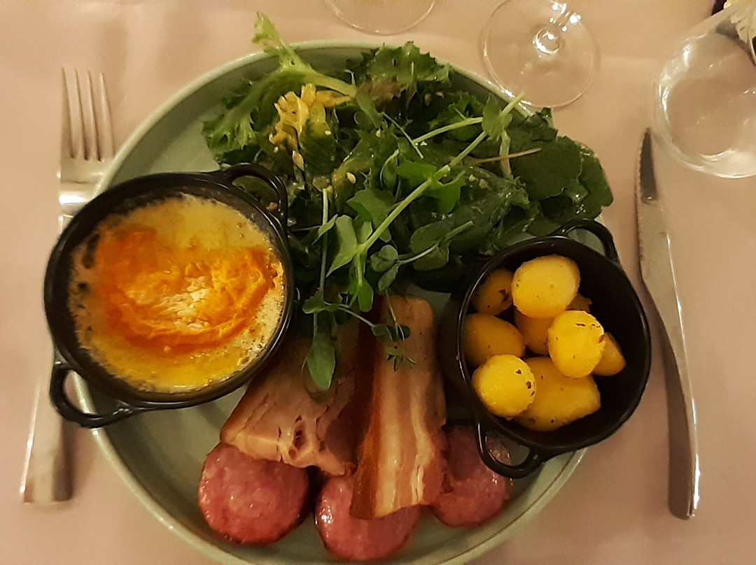 HERARD酒店餐厅主图