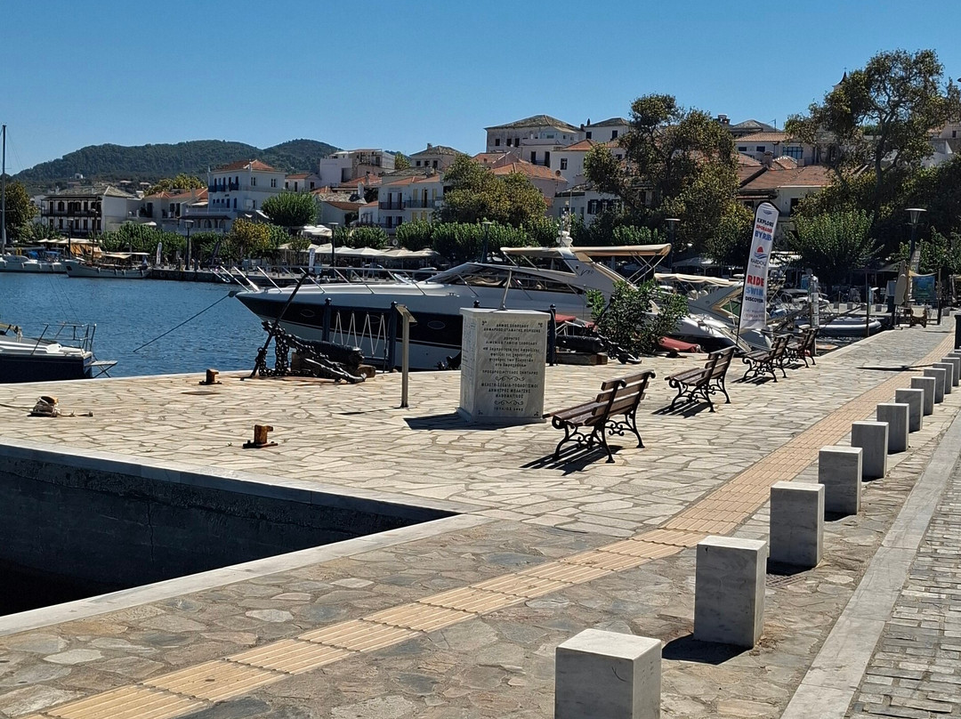 Sundial-Skopelos Town必去景点