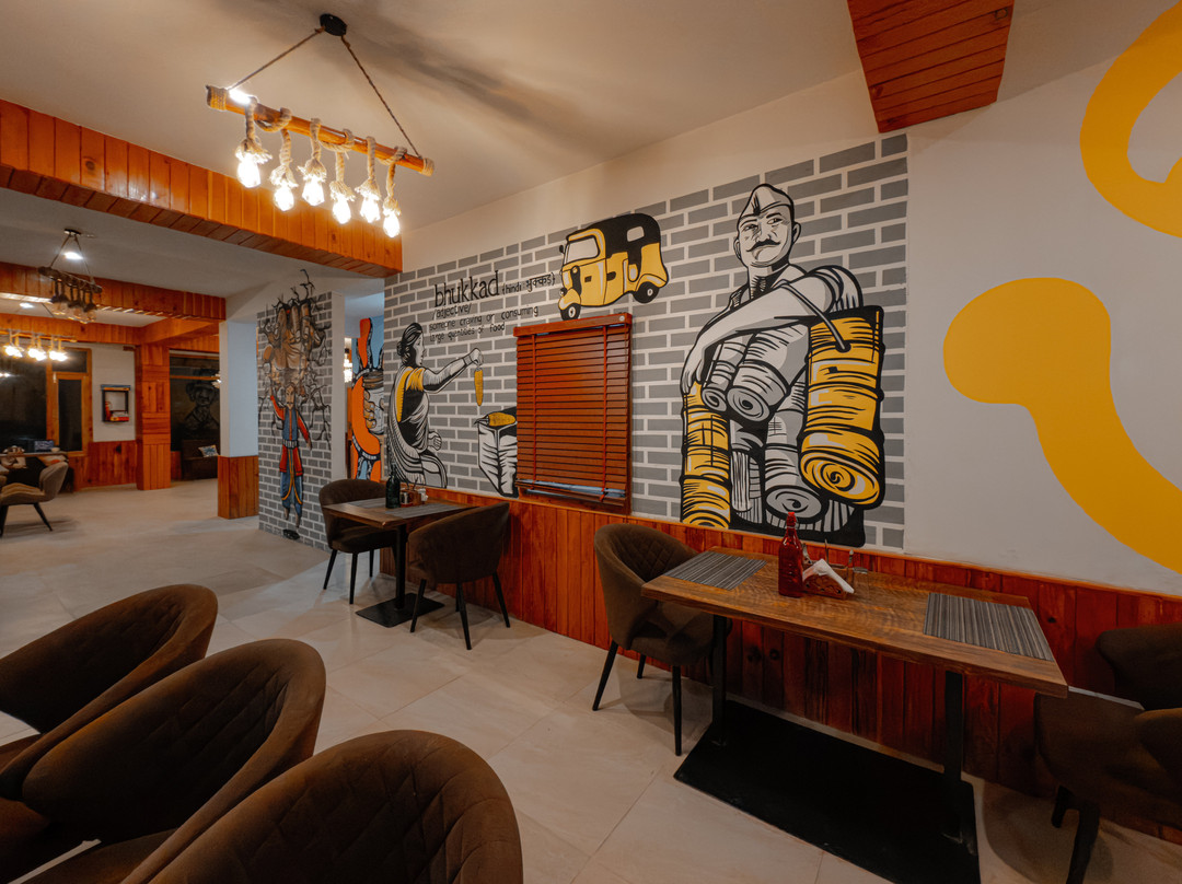 The Rustic Jibhi - Backpackers Hostel