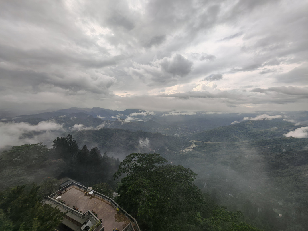 Ambuluwawa Tower-Gampola必去景点