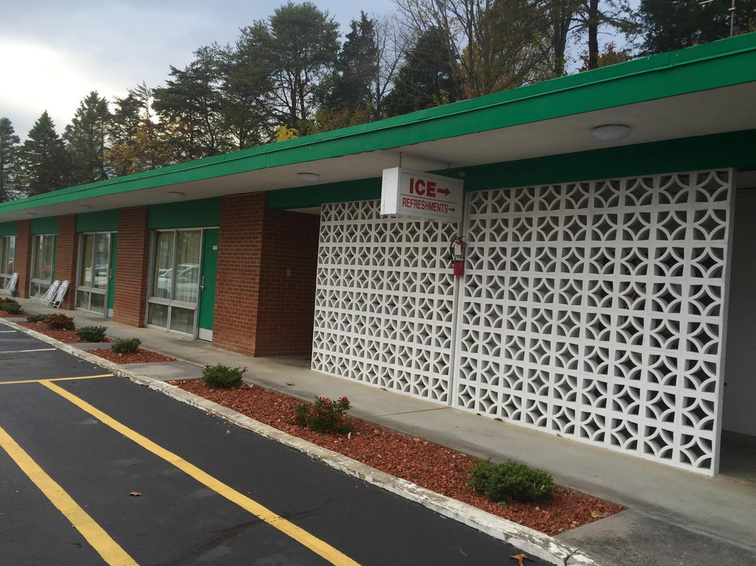 Abingdon酒店住宿-Alpine Motel