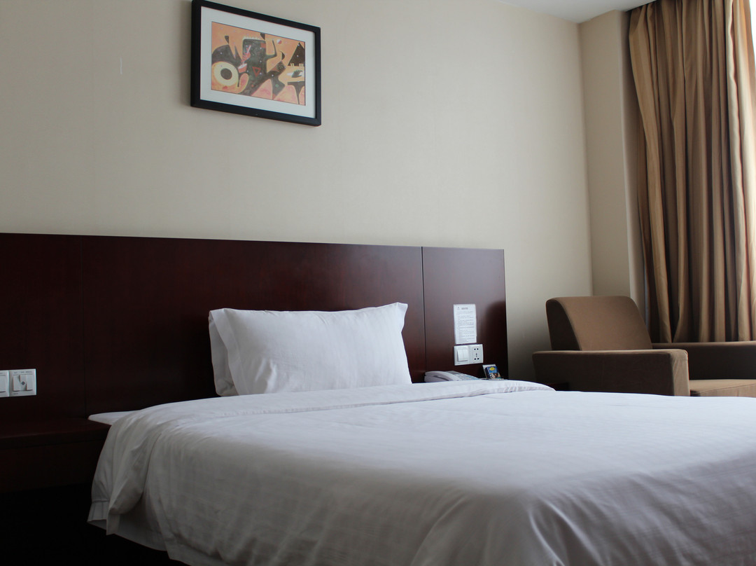 如家睿柏·云酒店 横店影视城店