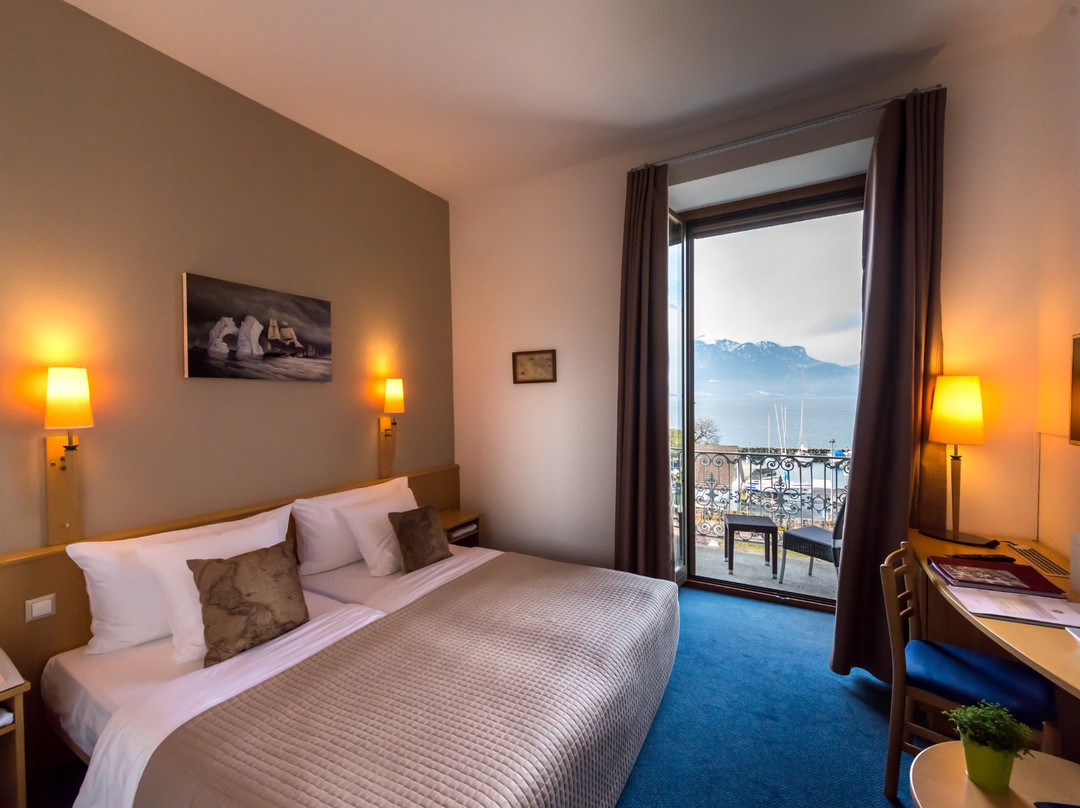 邦里瓦奇酒​​店主图