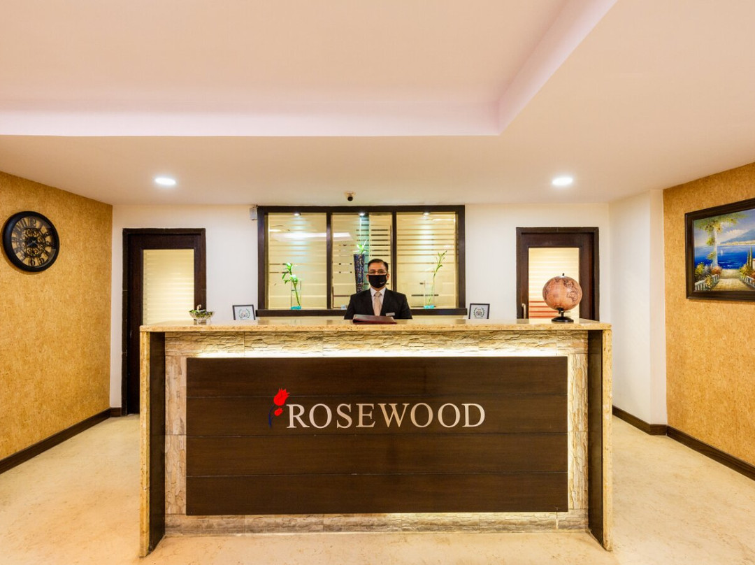 Rosewood Apartment Hotel, Pantnagar主图