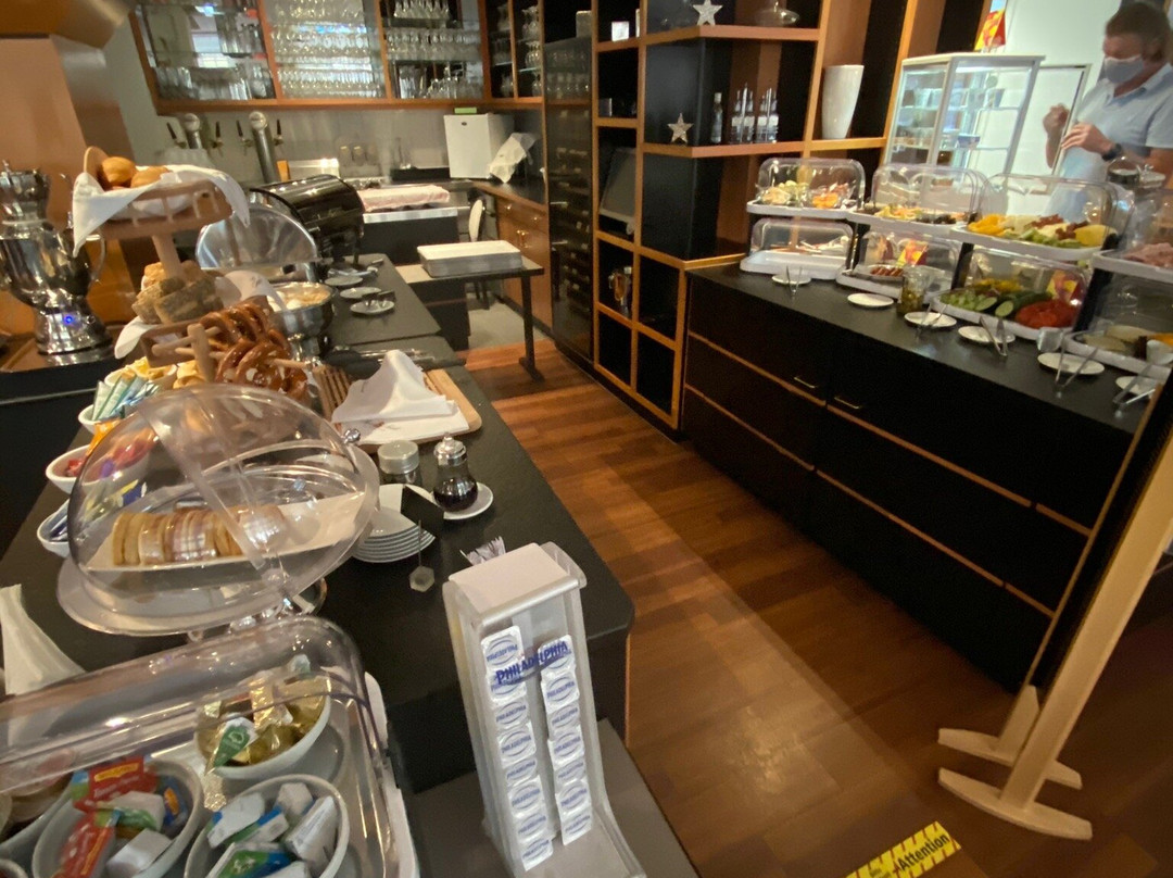 施沃特酒店主图