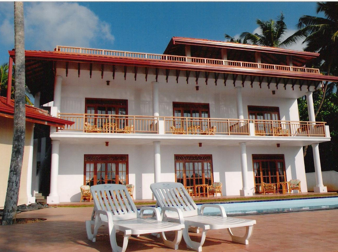 本托塔水滨度假酒店