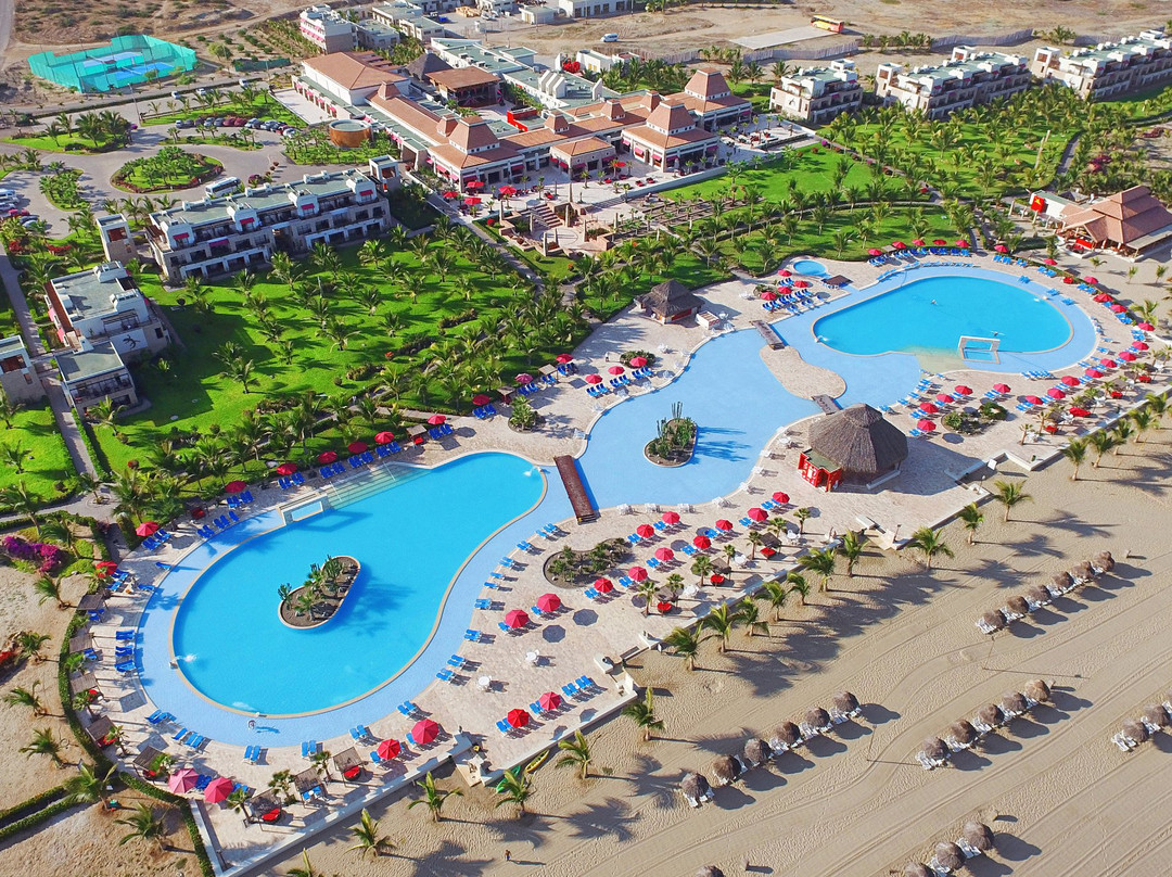 蓬塔萨尔酒店住宿-蓬萨尔海滩皇家度假Spa酒店及会议中心