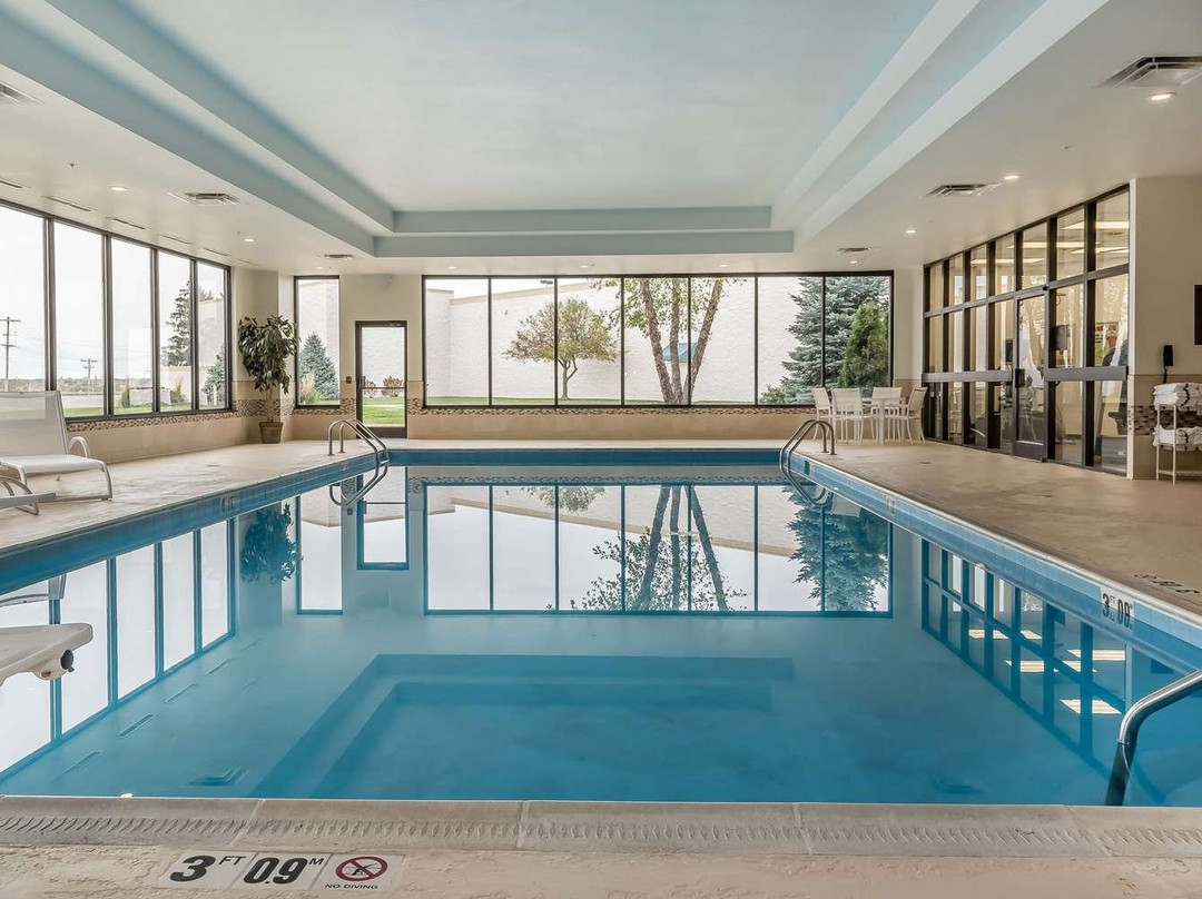 Comfort Inn & Suites Piqua-Near Troy-I75主图