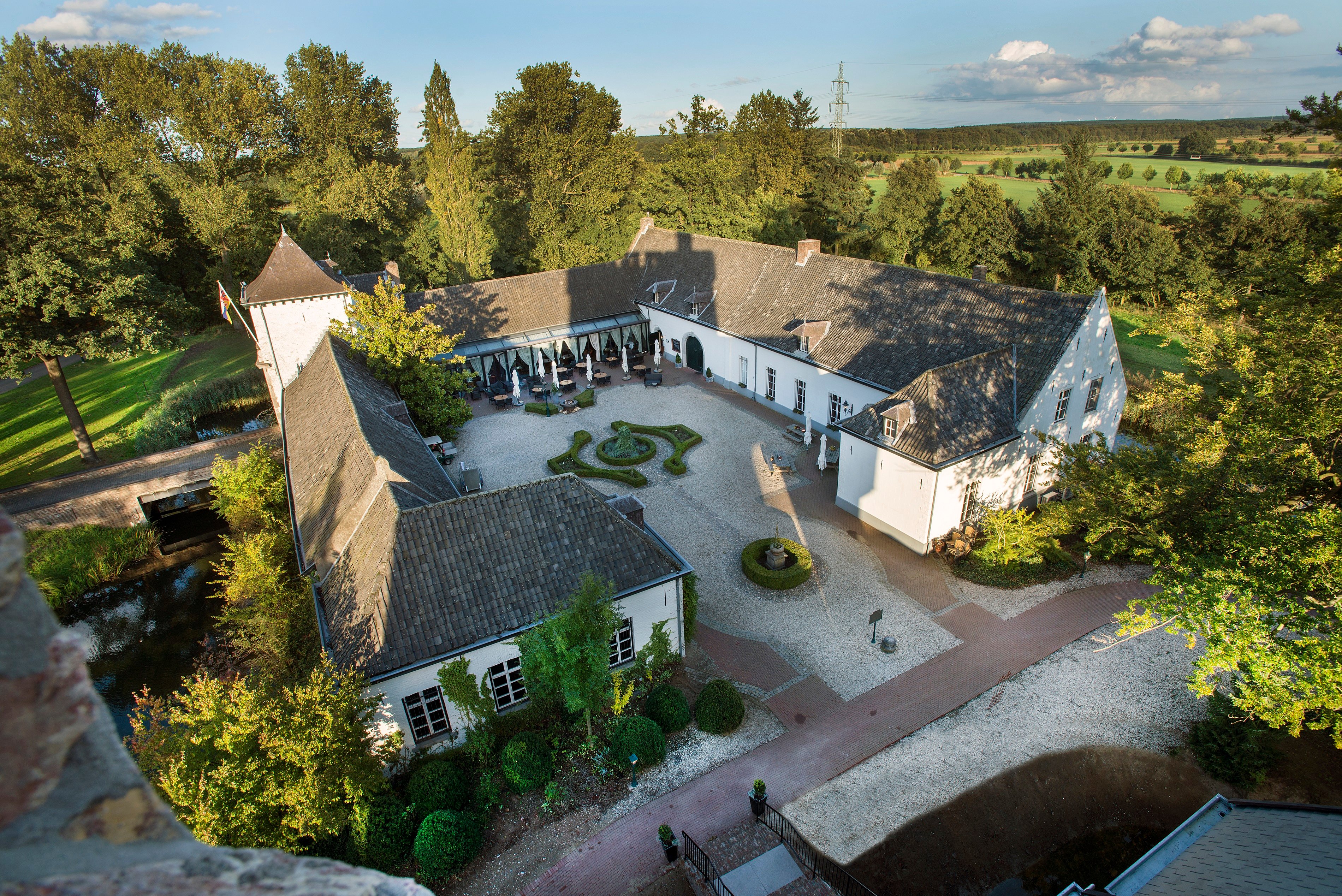 Kasteel Daelenbroeck-官方