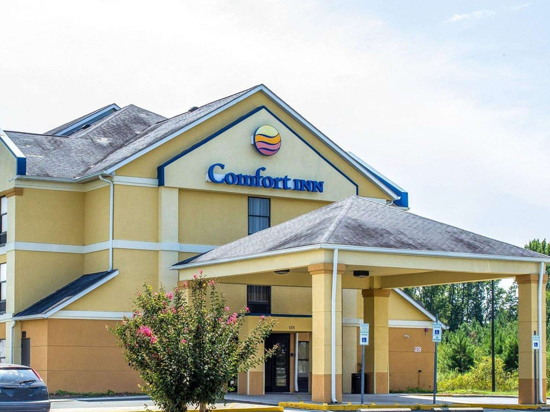Comfort Inn Dunn Near I-95主图