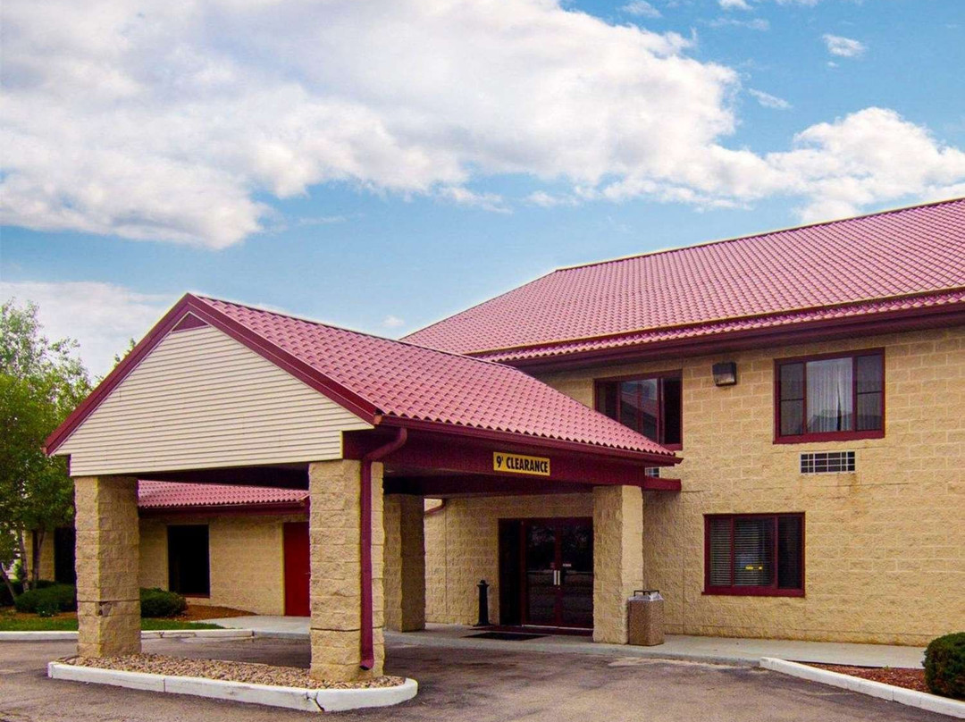 Super 8 by Wyndham Sturtevant/Racine主图