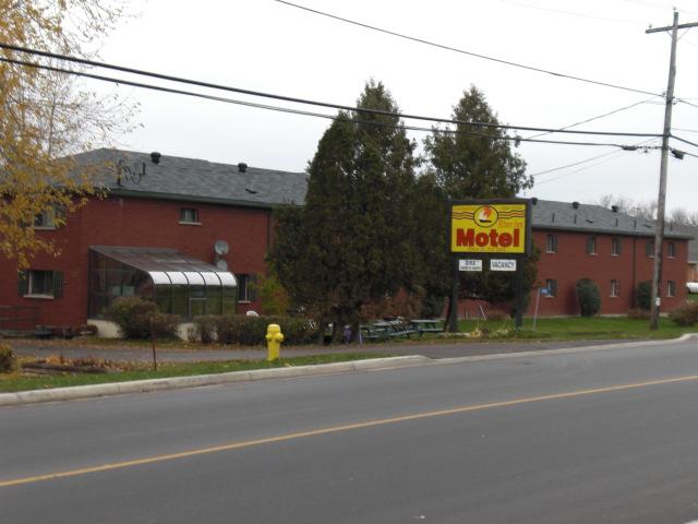 Motel 6 Campbellford-浴室