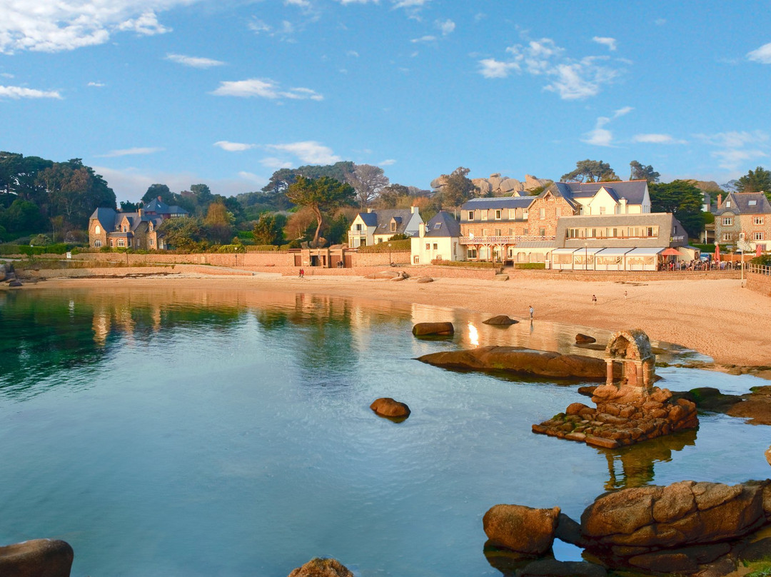 皮若斯酒店住宿-Logis Hôtel Saint-Guirec et de la Plage
