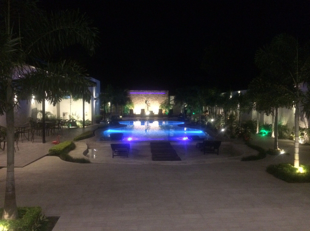 Hotel & Suites Country