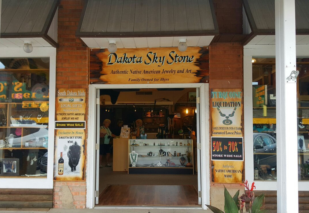 沃尔旅游景点-Dakota Sky Stone