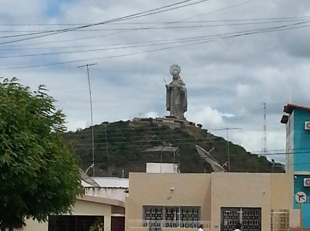 Estátua de Santa Rita de Cássia-Santa Cruz必去景点