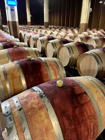 Stone Castle Vineyards & Winery-Rahovec必去景点