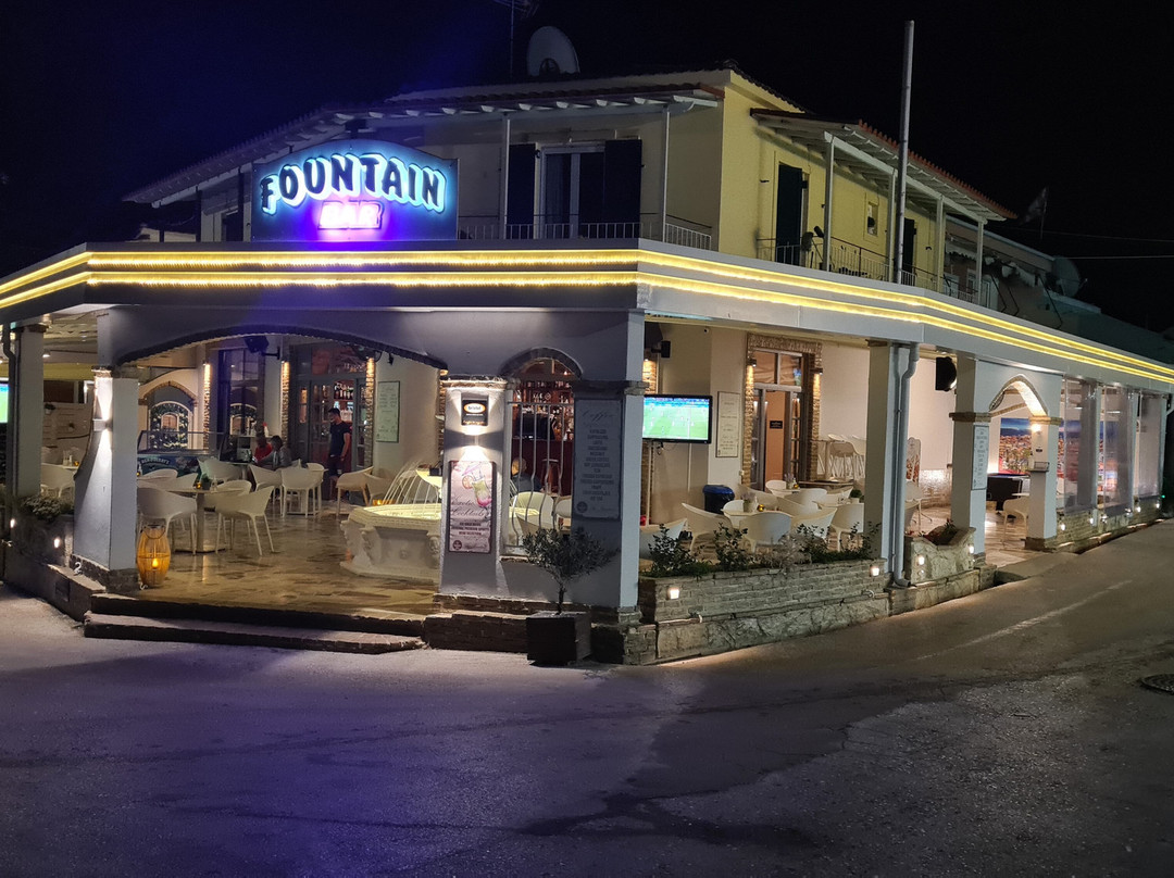 Kavos旅游景点-The Fountain Coffee Cocktails & More