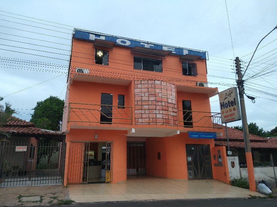 Life Hotel