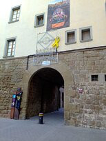 Portal del Castillo-Solsona必去景点