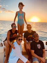 Navis Charters-格雷斯湾必去景点