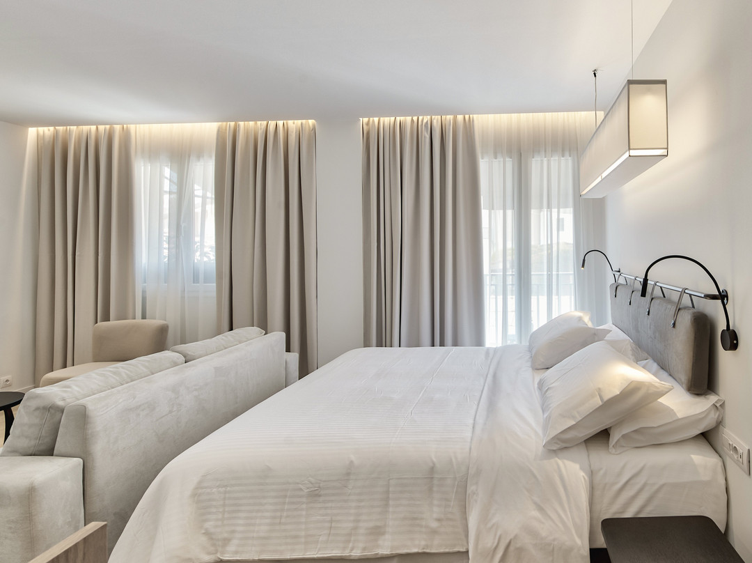 Bitzaro Boutique Hotel主图