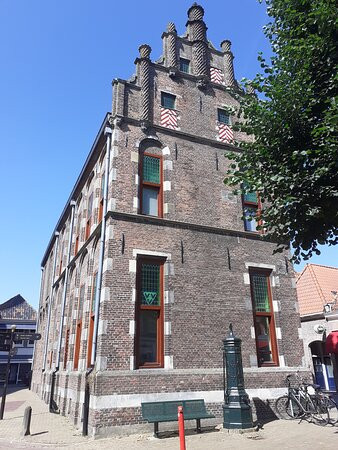 Raadhuis Hasselt (1550)-Hasselt必去景点