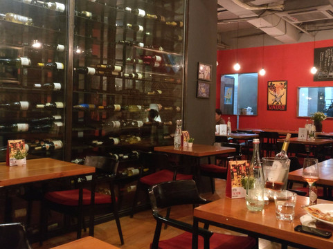 Wine Connection Bar&Bistro主图