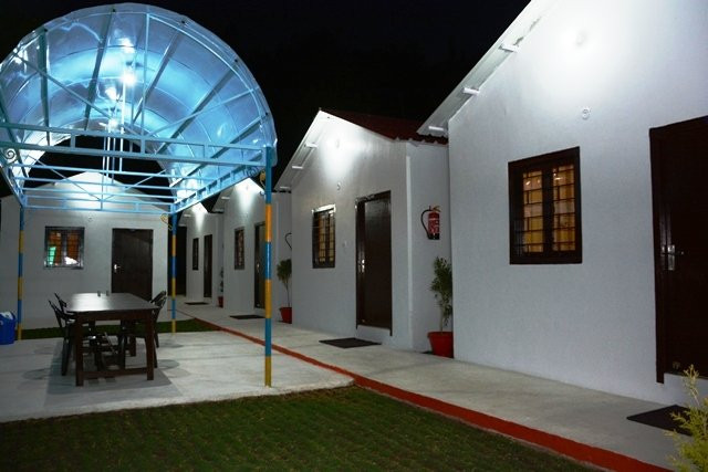 Bay Leaf Resort主图