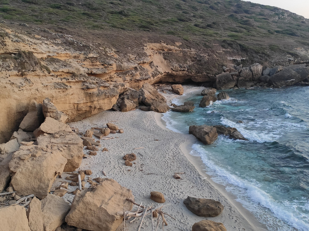 Spiaggia Su Puntello景点图片