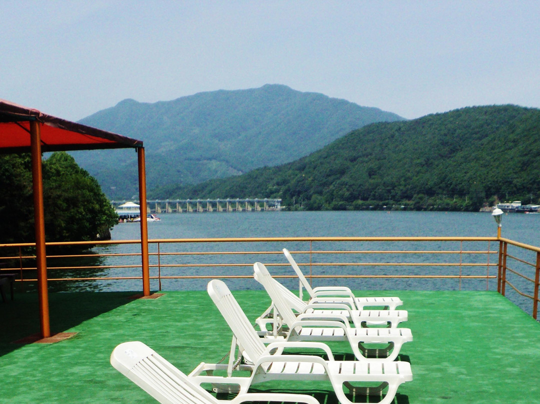 Cheongpyeong Lake